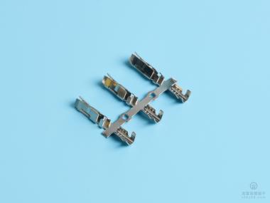 三角型端子，配公端直徑2.5-3.0.（A01-02）